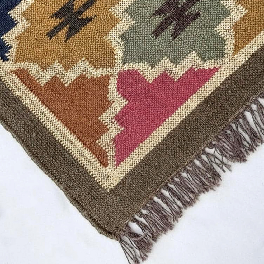 Multicolor Jute Handcrafted Vintage Dhurrie For Home